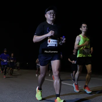 Runner Photo 7517735
