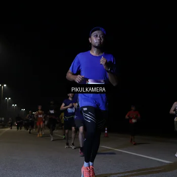 Runner Photo 7517746
