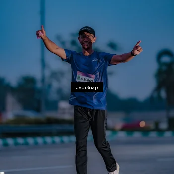 Runner Photo 7517749