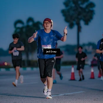 Runner Photo 7517780