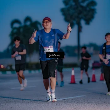 Runner Photo 7517781