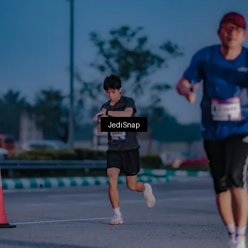 Runner Photo 7517790