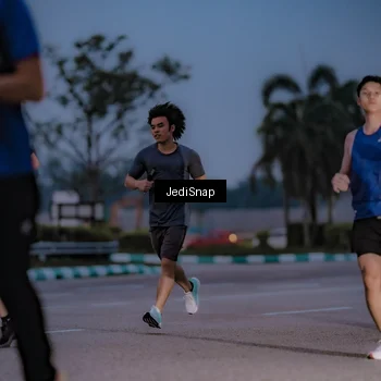 Runner Photo 7517801