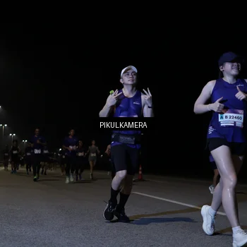 Runner Photo 7517802