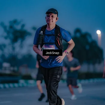 Runner Photo 7517803