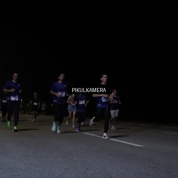 Runner Photo 7517808