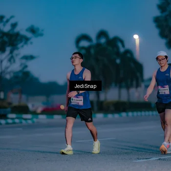 Runner Photo 7517811