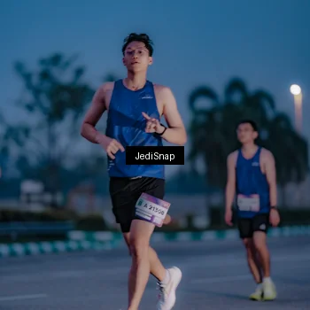 Runner Photo 7517813