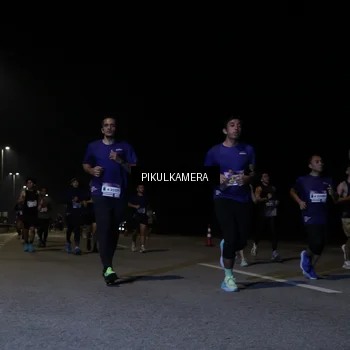 Runner Photo 7517817