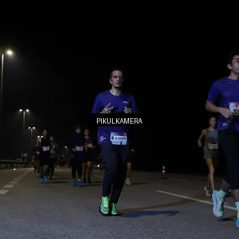 Runner Photo 7517822