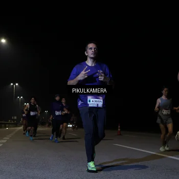 Runner Photo 7517826