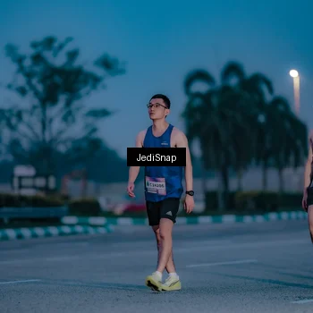 Runner Photo 7517827