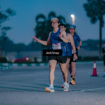 Runner Photo 7517828