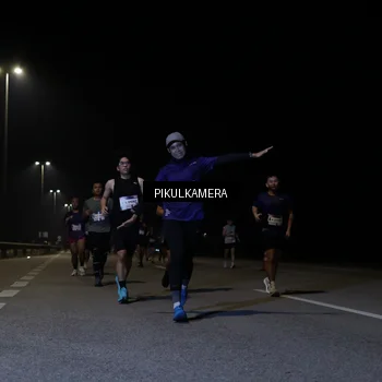 Runner Photo 7517832
