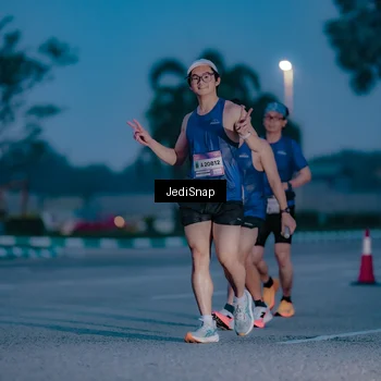 Runner Photo 7517839