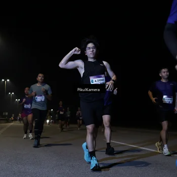 Runner Photo 7517842