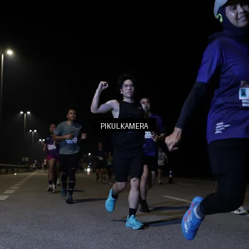 Runner Photo 7517844