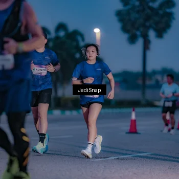 Runner Photo 7517871