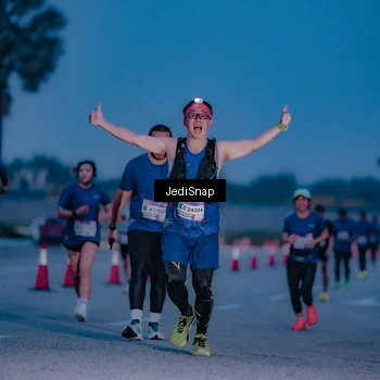 Runner Photo 7517876