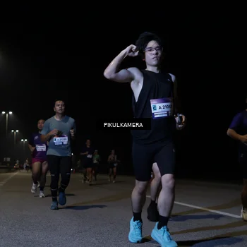 Runner Photo 7517879