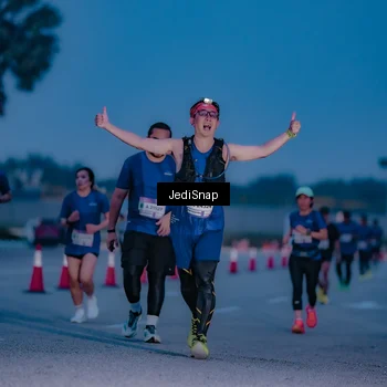 Runner Photo 7517881