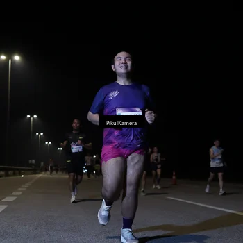 Runner Photo 7517892