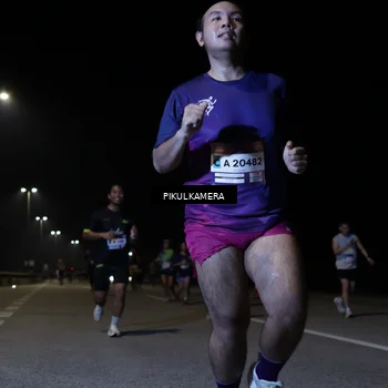 Runner Photo 7517895