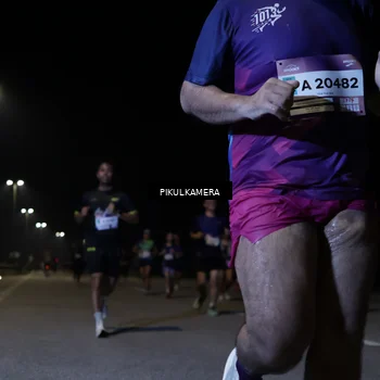 Runner Photo 7517896