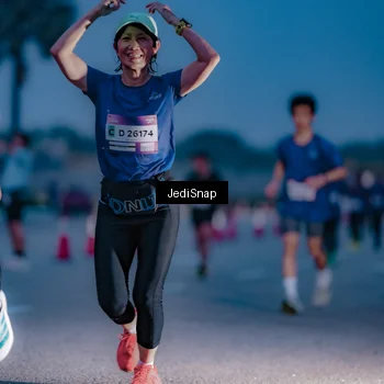 Runner Photo 7517902