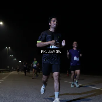 Runner Photo 7517904