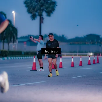 Runner Photo 7517909