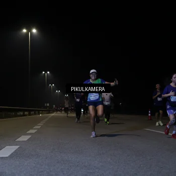 Runner Photo 7517912
