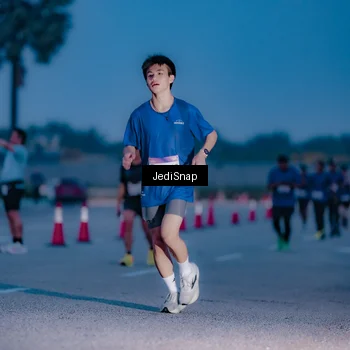 Runner Photo 7517914