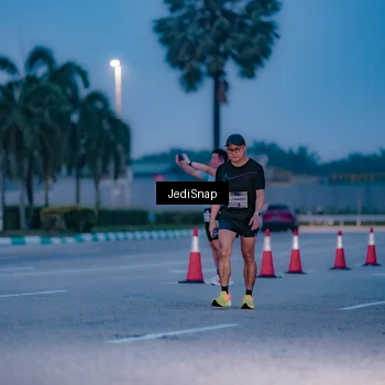 Runner Photo 7517915