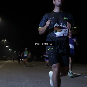Runner Photo 7517921