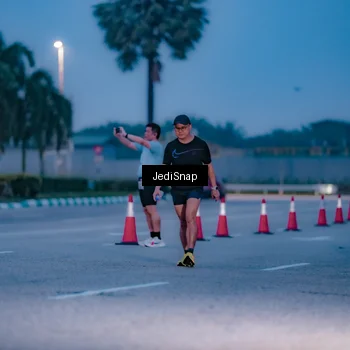 Runner Photo 7517923