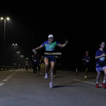 Runner Photo 7517924