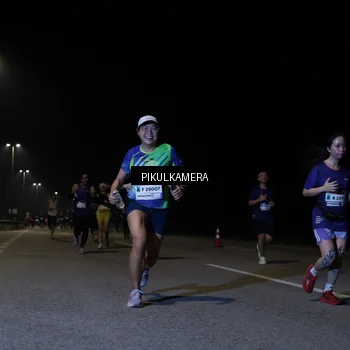 Runner Photo 7517932