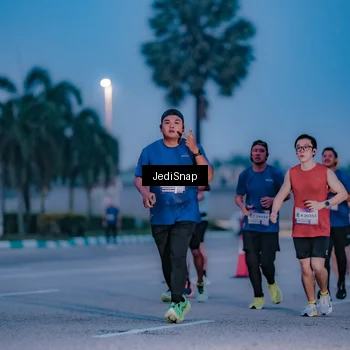 Runner Photo 7517935