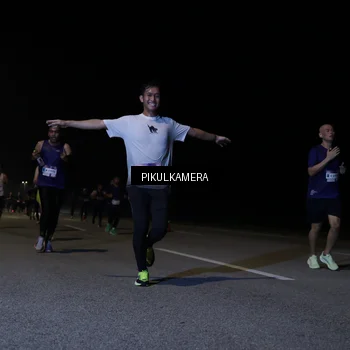 Runner Photo 7517957