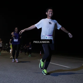 Runner Photo 7517958
