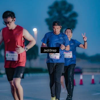 Runner Photo 7517962