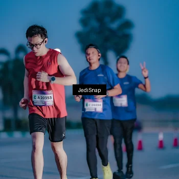 Runner Photo 7517963