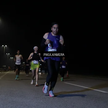 Runner Photo 7517969