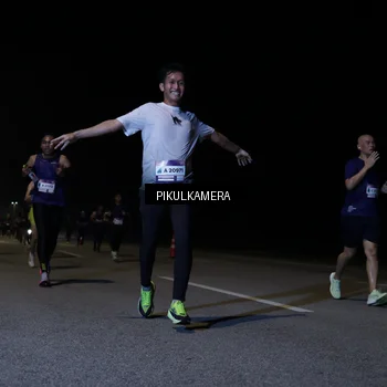 Runner Photo 7517971