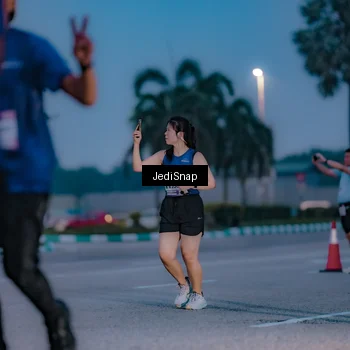 Runner Photo 7517977