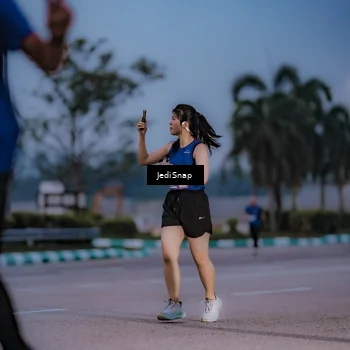 Runner Photo 7517991