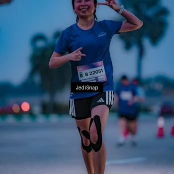 Runner Photo 7518025