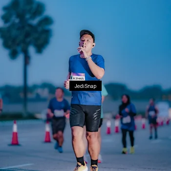 Runner Photo 7518033