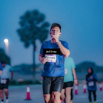 Runner Photo 7518044